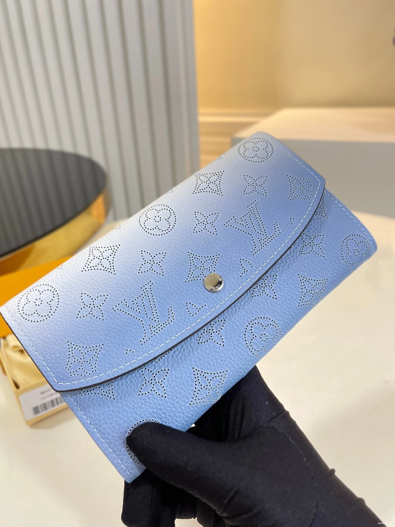 WIS LOUIS IRIS VUITTON WALLET 0102